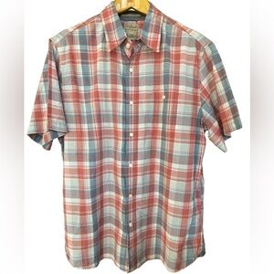 🔥💙LL BEAN Men’s L slightly fitted button up shirt. Like new and SO SOFT!!